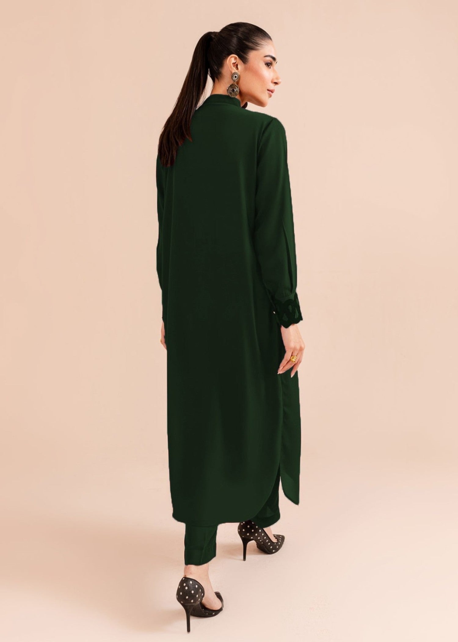 Peach Republic Lace Suit 06 Women 2pcs