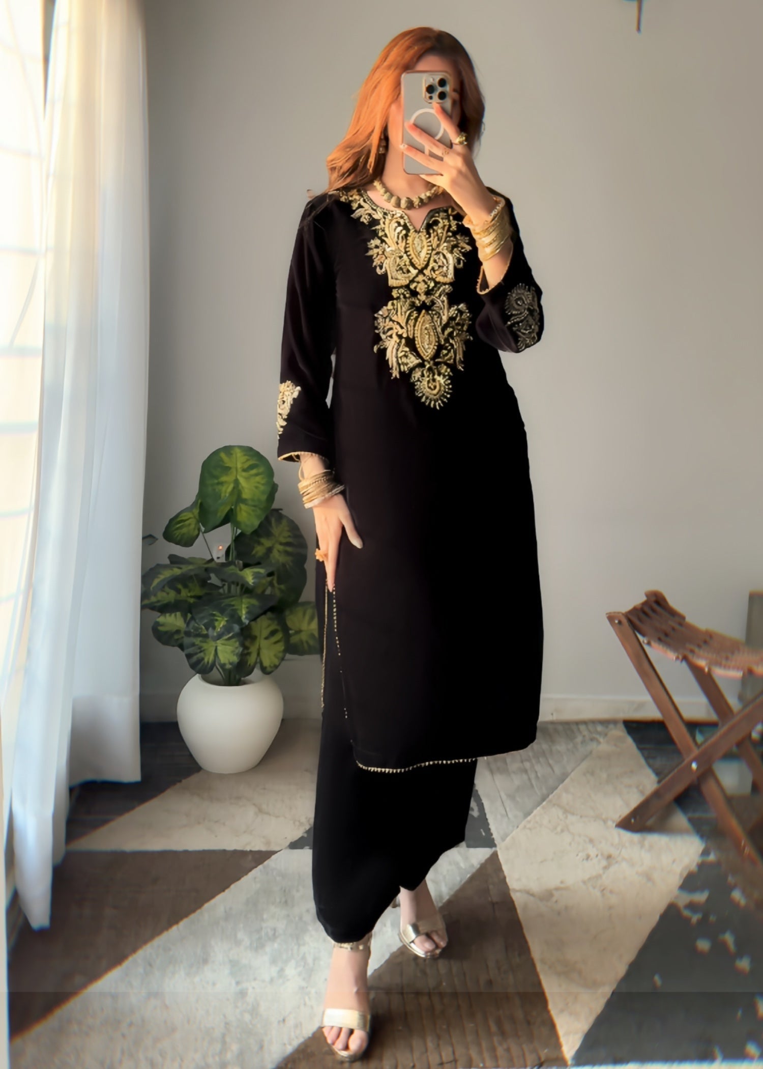 Laal Clothing Velvet V 03 Women 2pcs