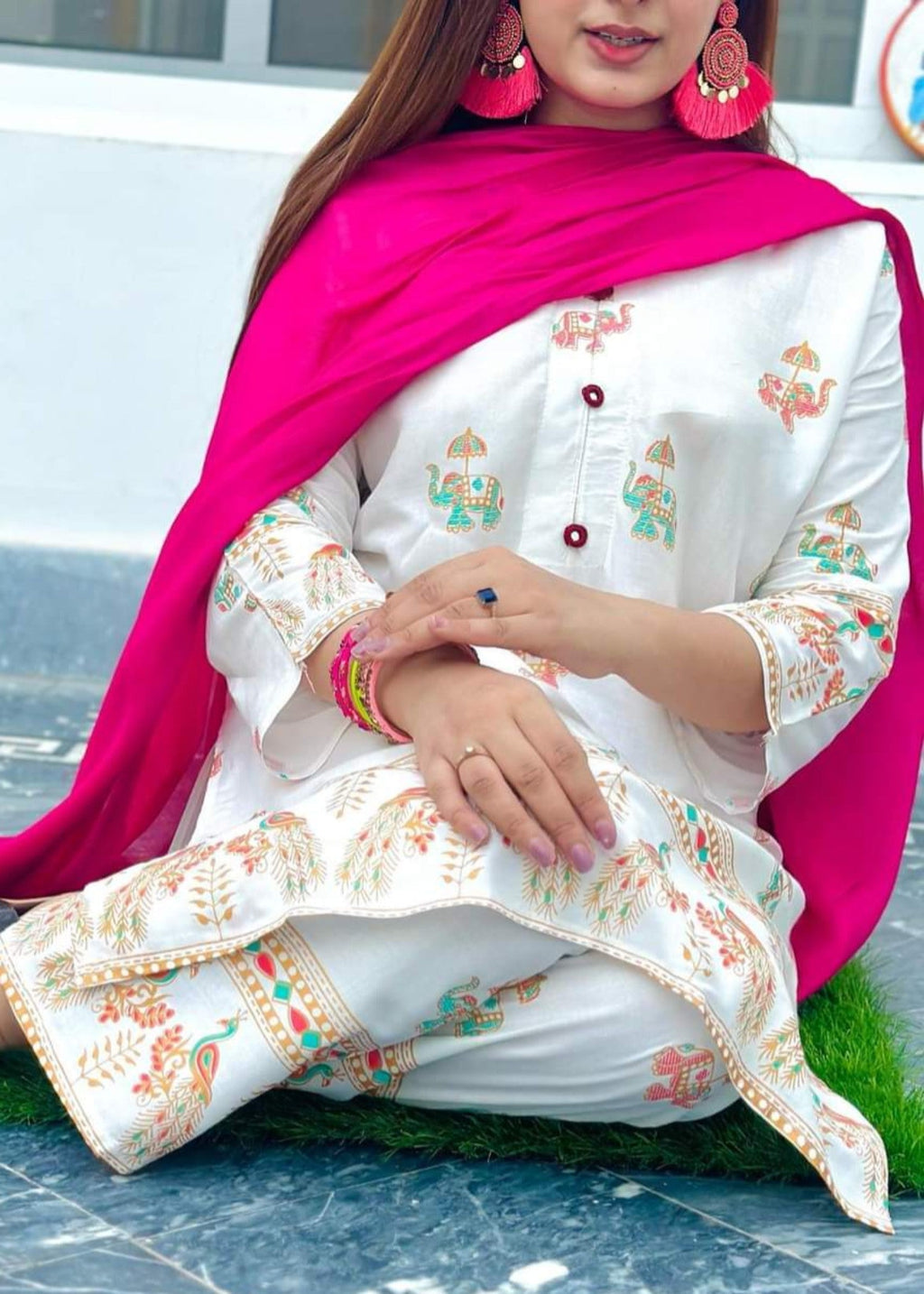 Anabya Garments WHITE ELE Women 2pcs