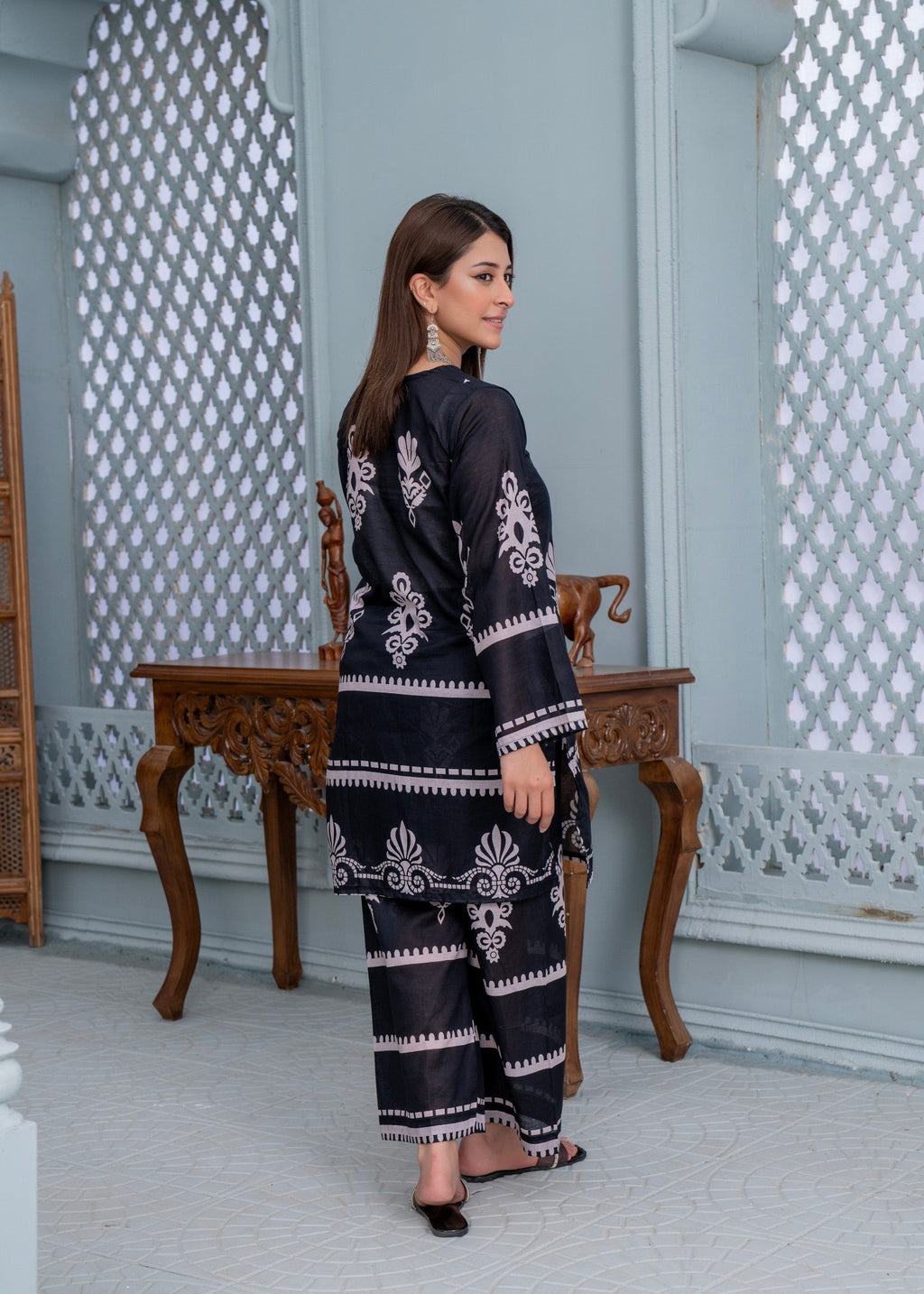 Shanaya Lune Women 2pcs