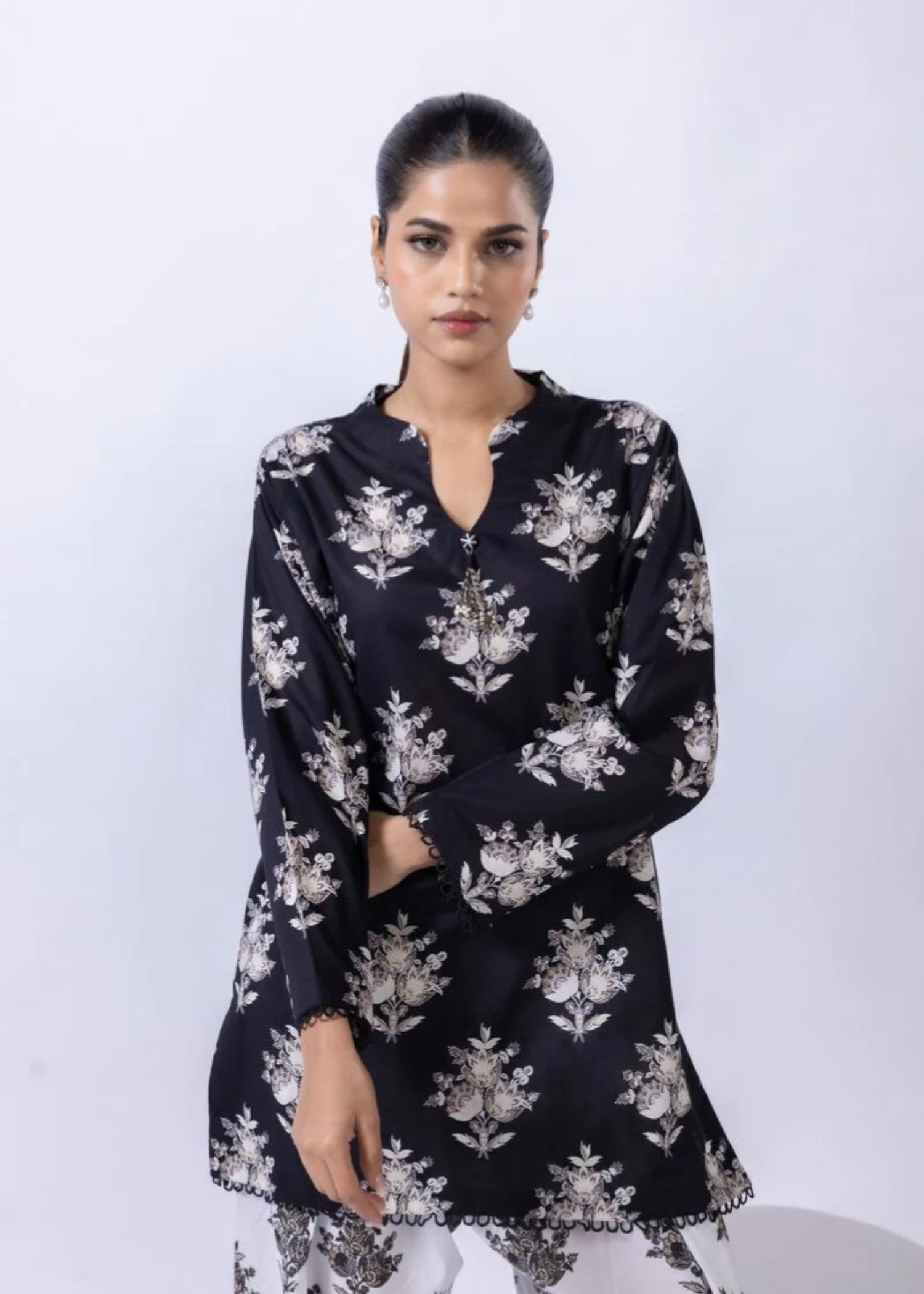Stylish Collection NOIR Women 2pcs