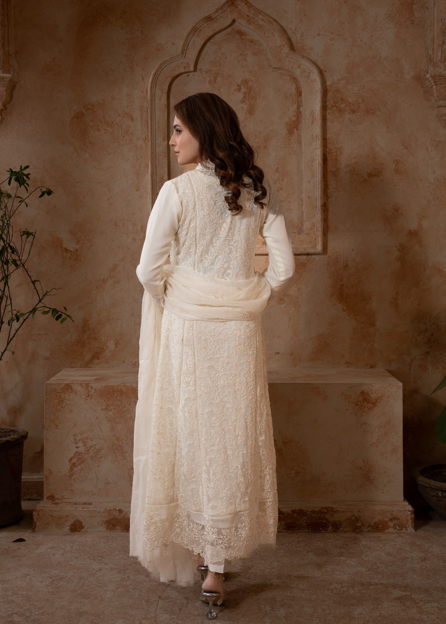 Manahils K 113 OFF WHITE Women 4pcs