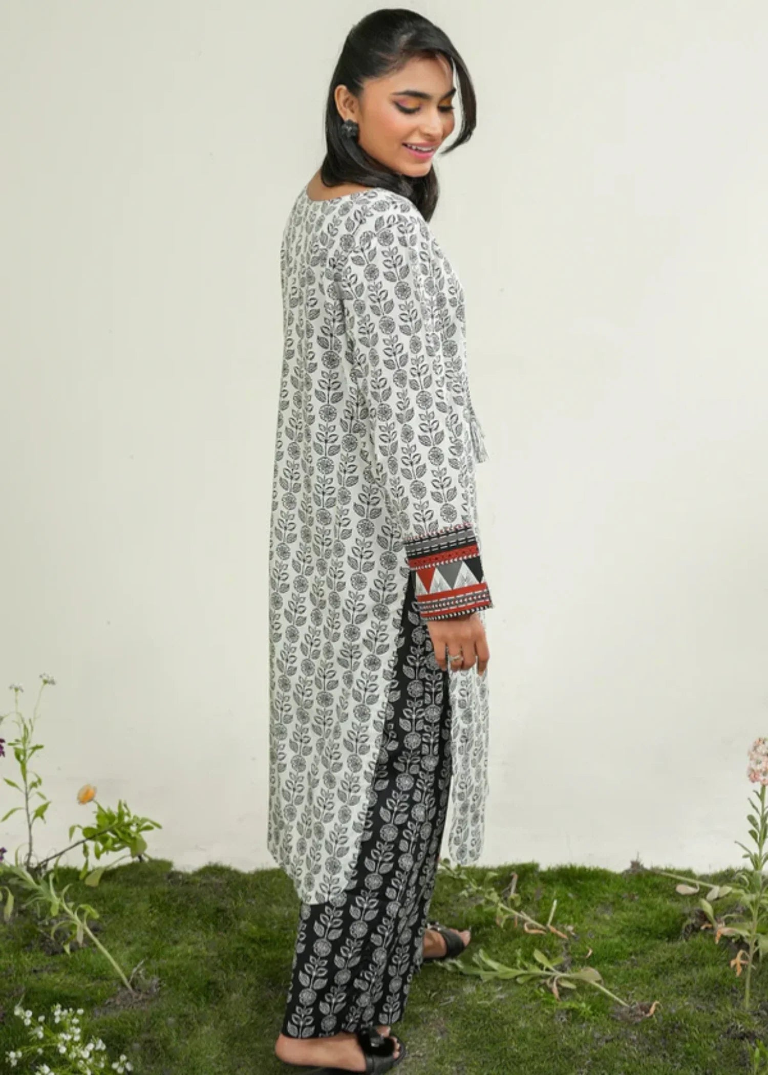 Safwa P000871 Women 2pcs
