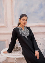 Hamna Kalim hareem black Women 2pcs