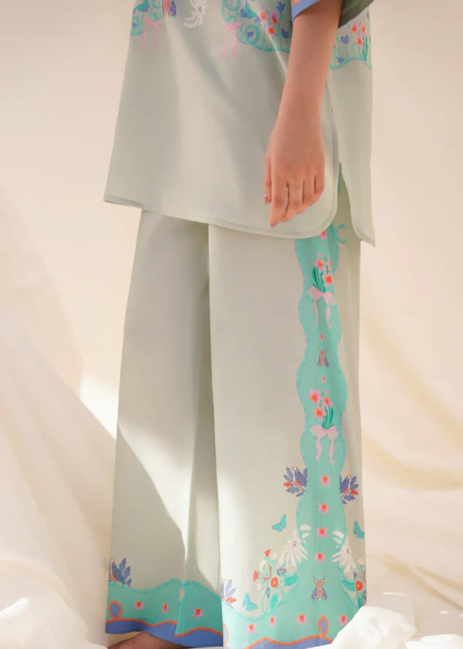 Sahar SSCP AA V2 08 Women 2pcs