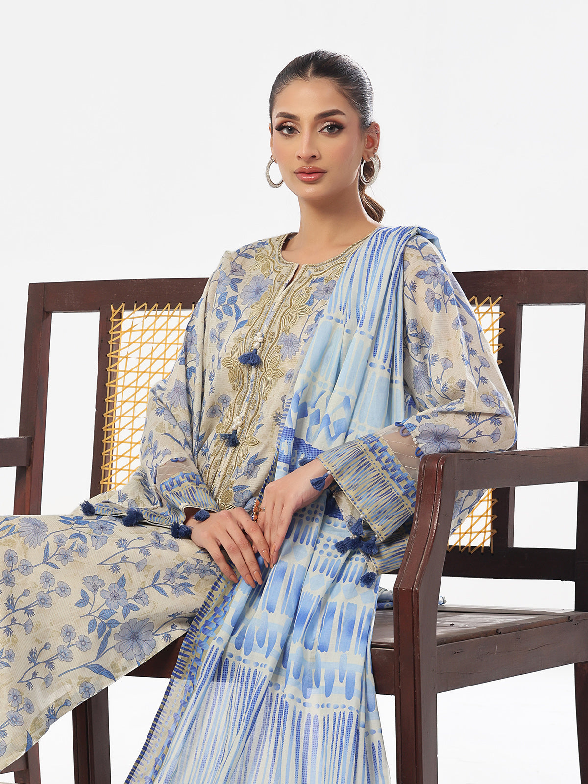 Oaks By Star Textile Mills Embroidered Pret & Unstitched Suit Masoori Lawn Blue Women 3pcs